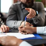 Conditions suspensives liées aux droits de préemption et servitudes